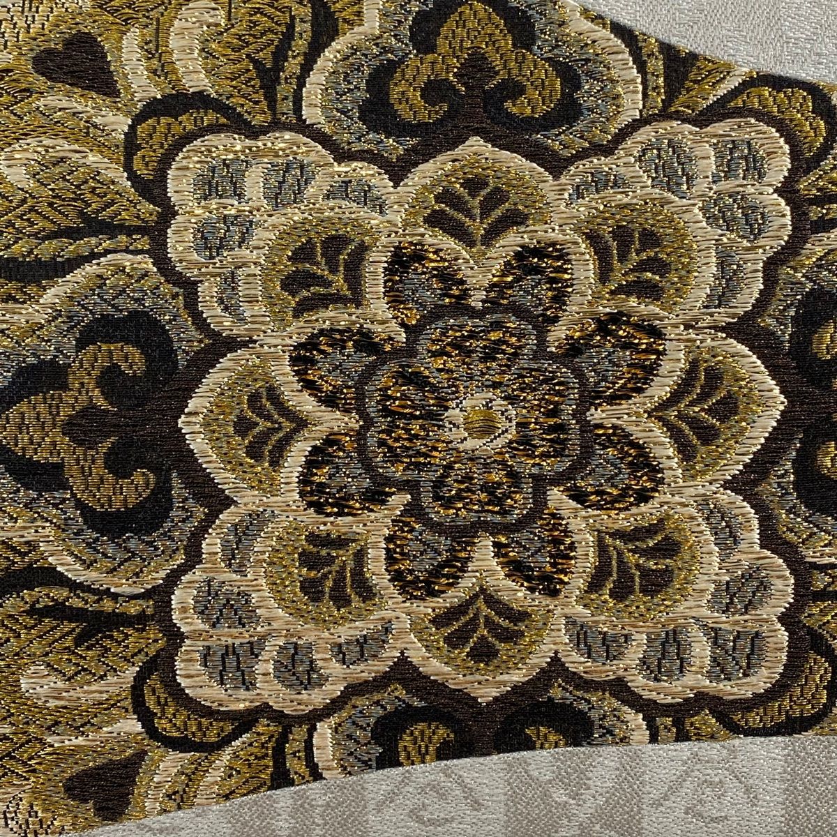 名古屋帯 華文 文字文 金糸 箔 灰白 正絹