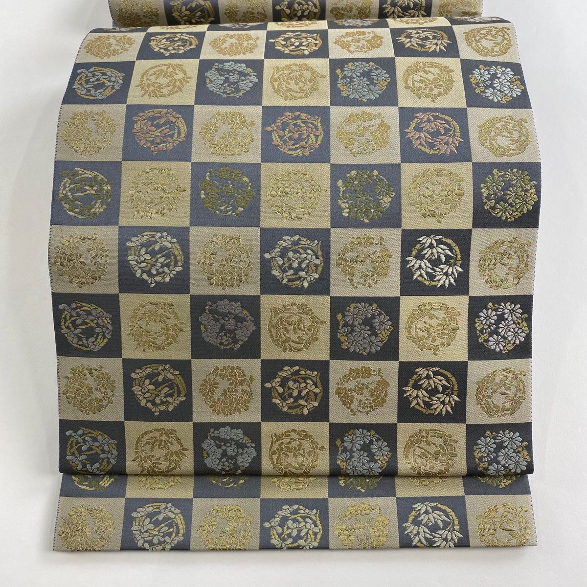 袋帯 箔屋清兵衛 落款 草木染 欧亜吉祥文 花丸文 箔 刺繍 灰色 六通 正絹