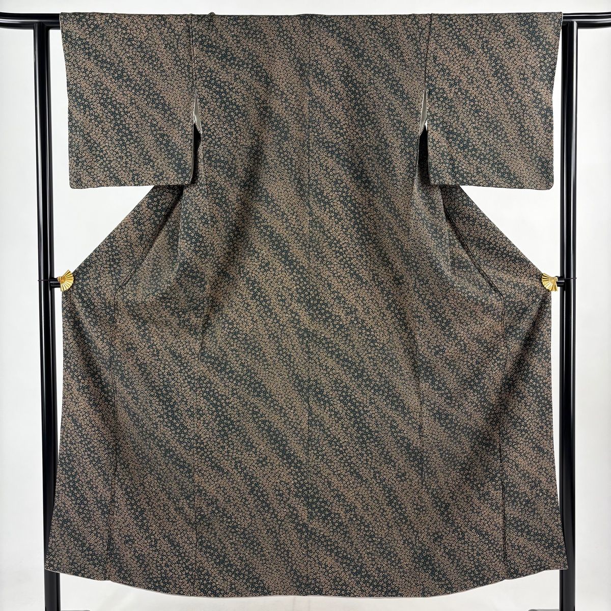 小紋 身丈150cm 裄丈62cm S 袷 桜 墨色 正絹 秀品