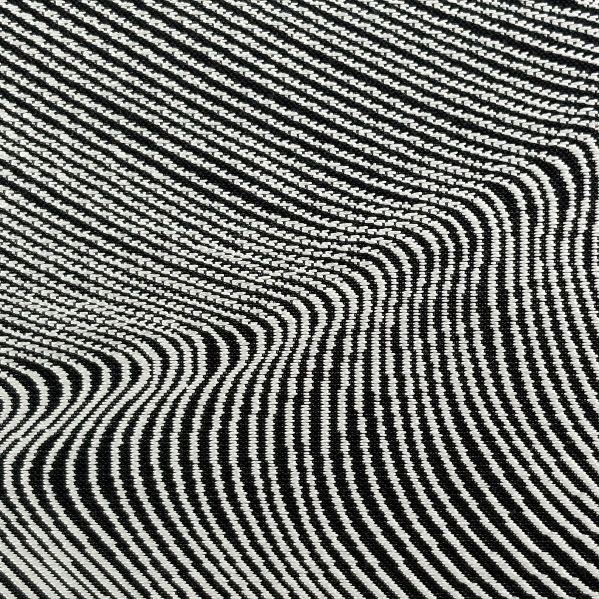 袋帯 斉藤三才 落款 幾何学 黒 六通 正絹