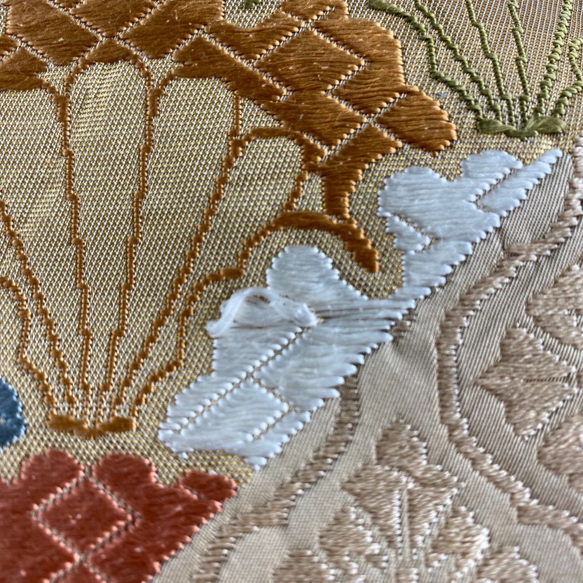 雪輪青海波 刺繍