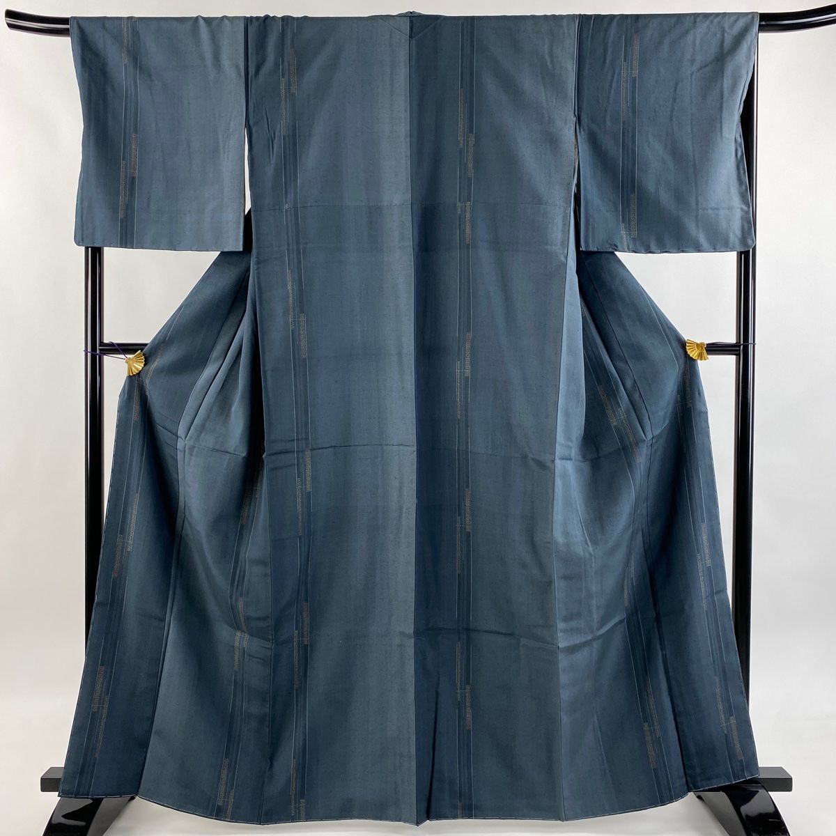 結城紬 身丈162 5 cm 裄丈68 L 袷 はたおり娘 奥順 やまと 証紙 縞 亀甲絣 青灰色 正絹