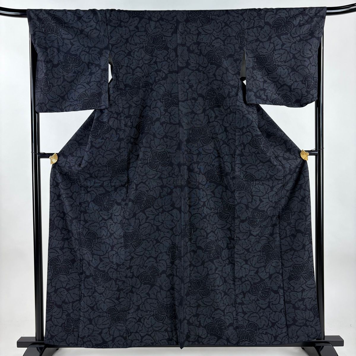 結城紬 身丈160.5 cm 裄丈67.5 L 袷 はたおり娘 奥順 証紙 葉柄 亀甲絣 濃紺 正絹