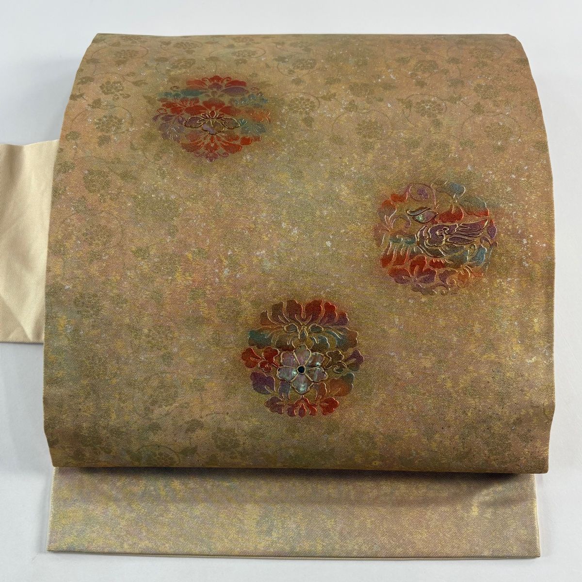 名古屋帯 秀品 草花 鳥 螺鈿 箔 ベージュ 正絹