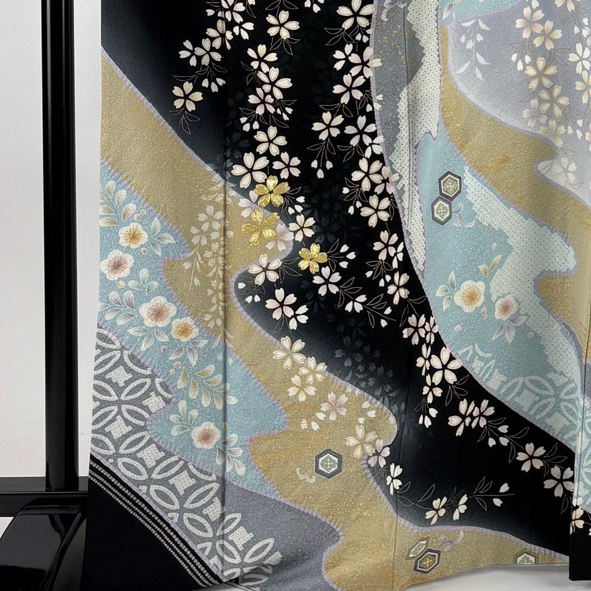訪問着 身丈168.5cm 裄丈69.5cm L 袷 桜 草花 絞り 金糸 黒 正絹