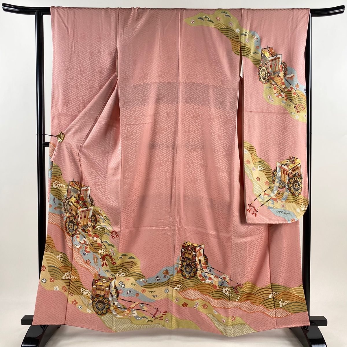 振袖 身丈161.5cm 裄丈62.5cm S 袷 手描友禅 落款 御所車 宝尽くし 金糸 金彩 ピンク 正絹