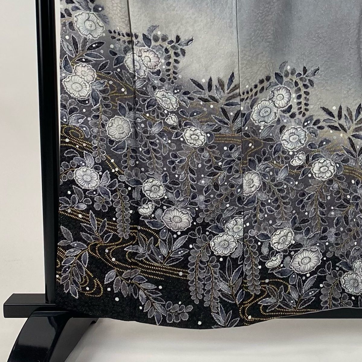 付下げ 身丈159cm 裄丈64cm M 袷 落款 辻が花 流水 金通し 金彩 灰色 正絹