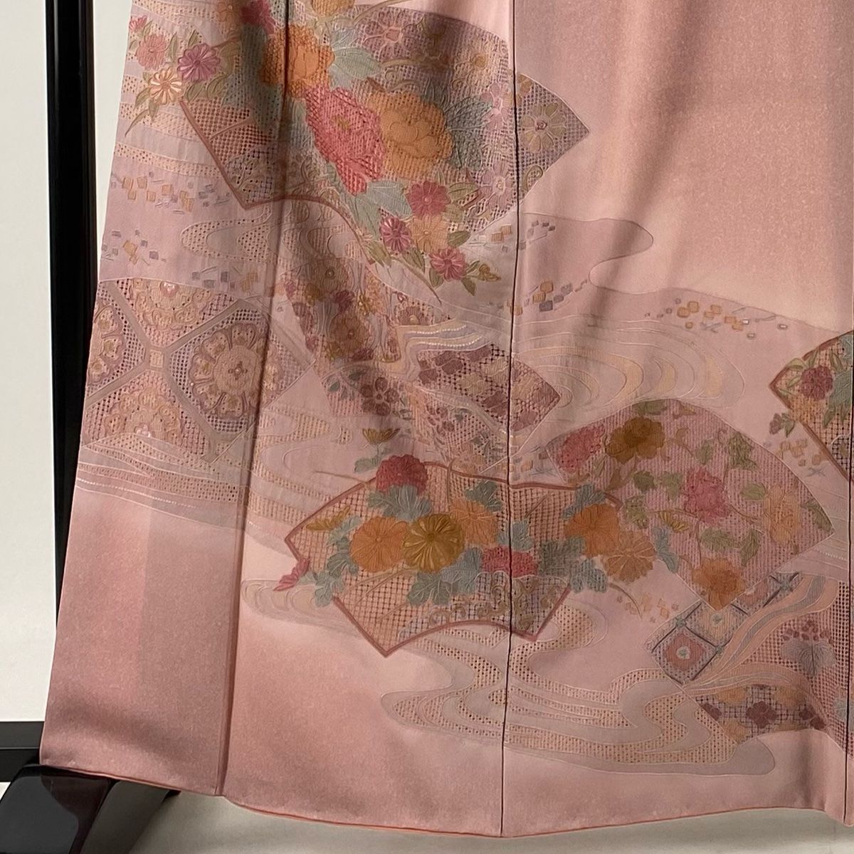 訪問着 身丈162.5cm 裄丈64cm M 袷 扇面 草花 刺繍 ピンク 正絹