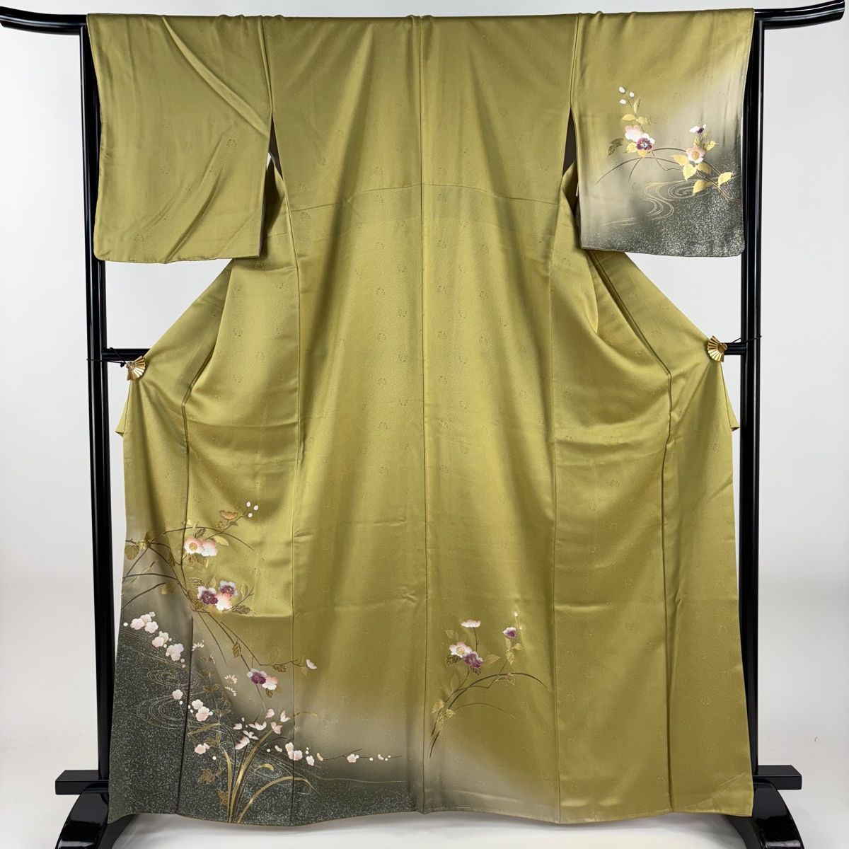 訪問着 身丈163.5cm 裄丈65cm M 袷 枝花 流水 金銀彩 螺鈿 薄黄土色 正絹
