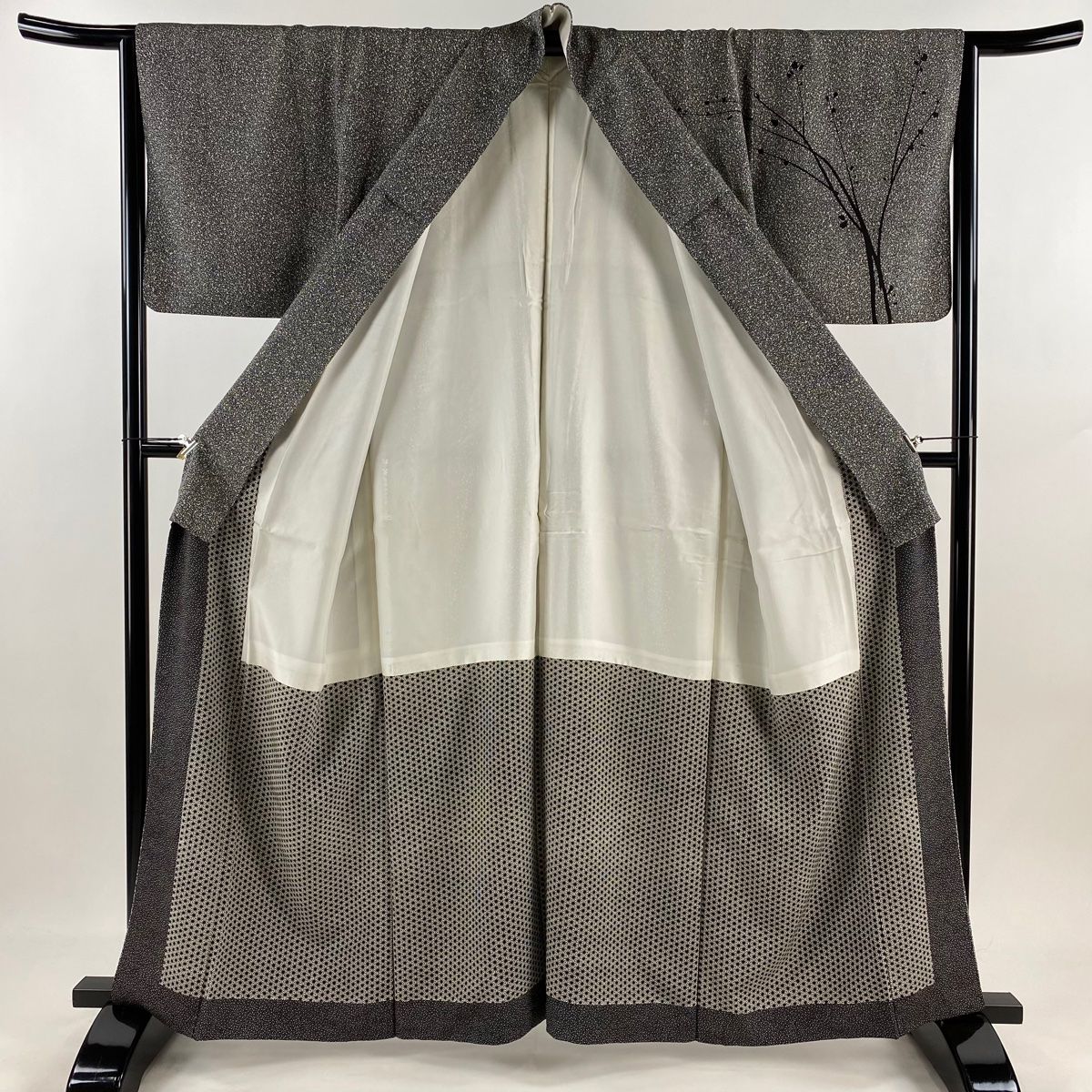 幾何学模様 黒灰