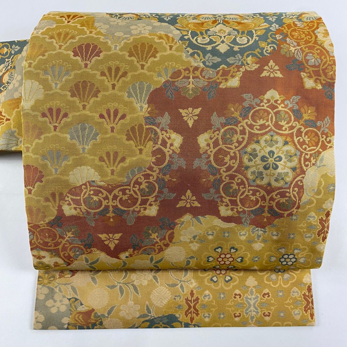 名古屋帯 秀品 向かい鳥 華文 薄黄土色 正絹