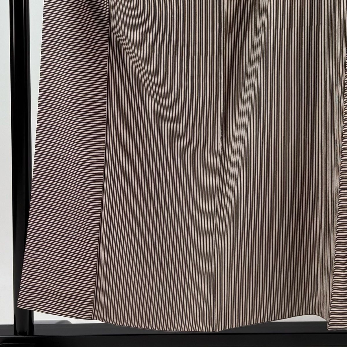 小紋 身丈156cm 裄丈65cm M 袷 落款 縞 灰茶 正絹 秀品