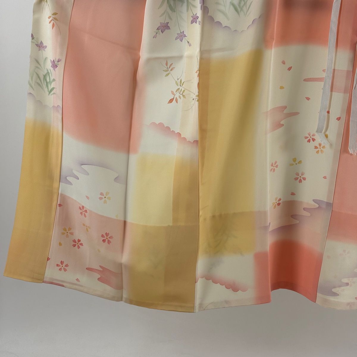 長襦袢 身丈126cm 裄丈66cm M 桜 霞 クリーム 正絹 秀品