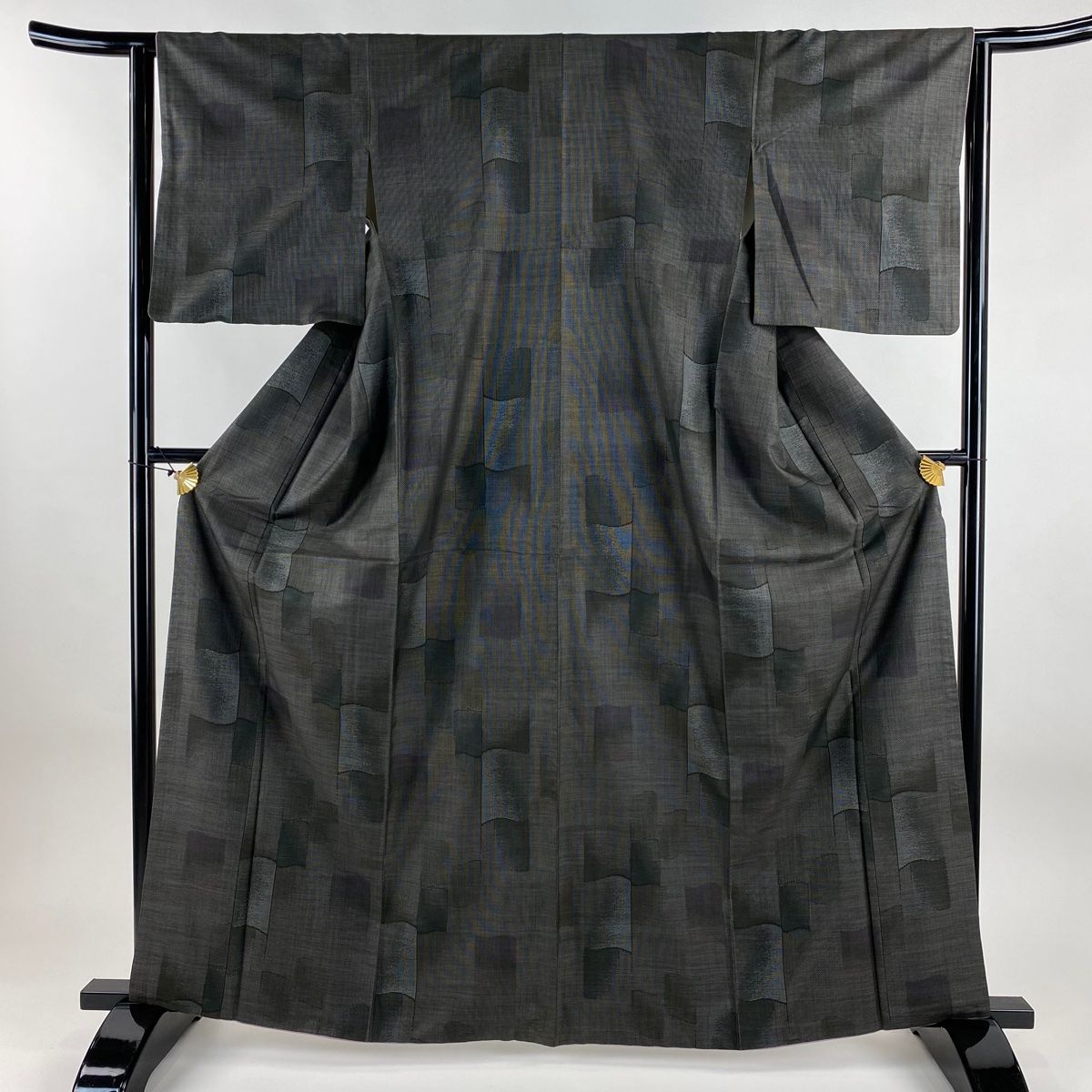 大島紬 身丈165cm 裄丈63cm S 袷 純泥染 証紙 瓦 墨色 正絹 秀品