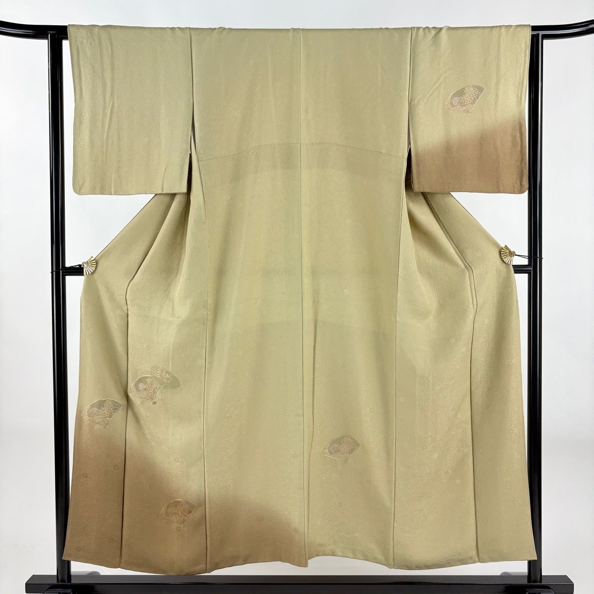 付下げ 身丈152cm 裄丈64.5cm M 袷 扇 牡丹 刺繍 ぼかし 黄土色 正絹 秀品