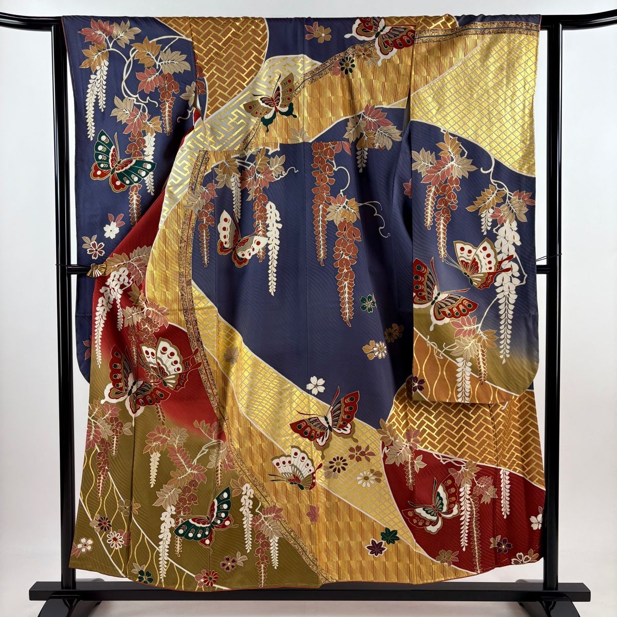 振袖 身丈157cm 裄丈63cm S 袷 蝶 藤 金彩 ぼかし 青紫 正絹 秀品