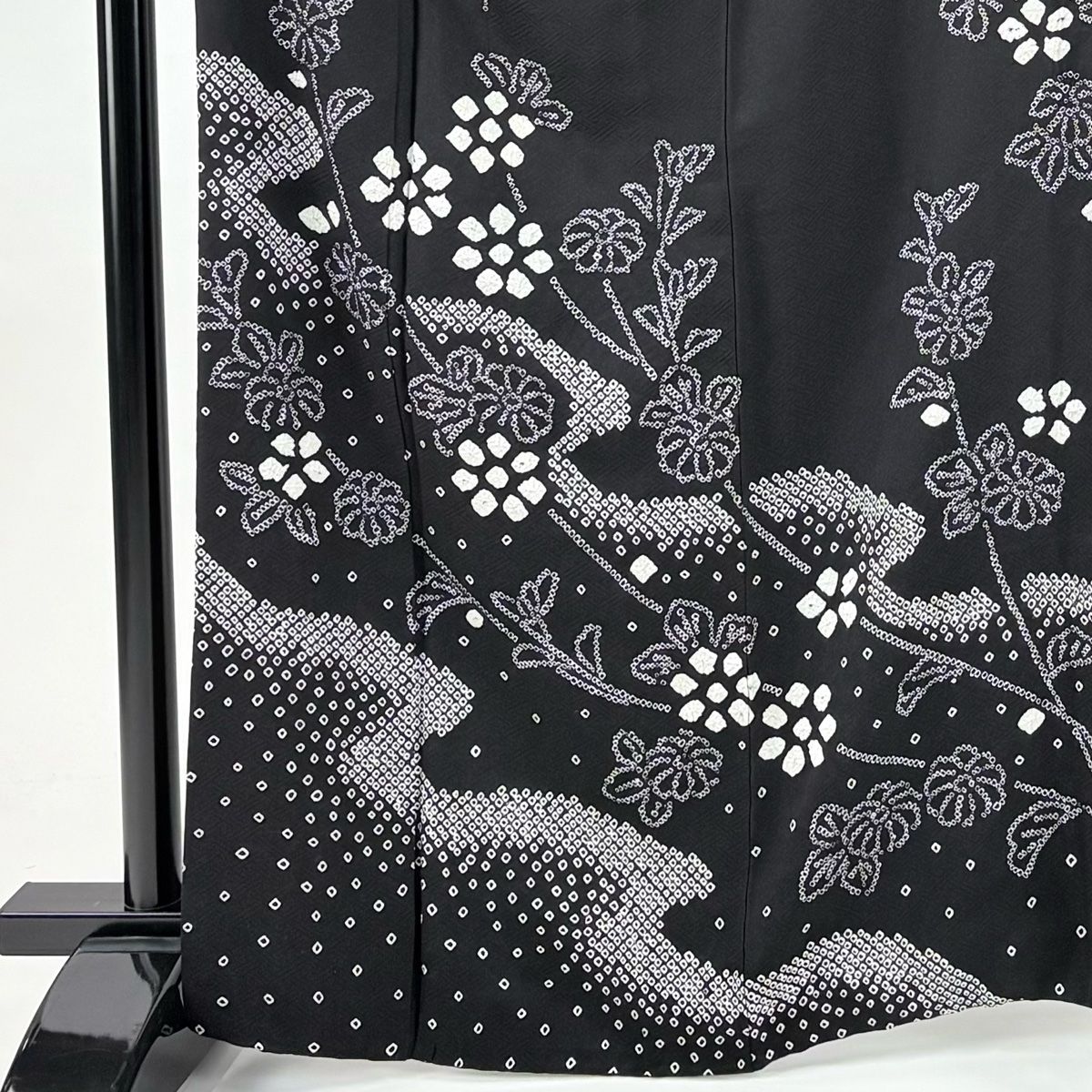 訪問着 身丈166cm 裄丈64cm M 袷 草花 霞 絞り 黒 正絹 秀品 MERCADOAVALIA_COM_BR