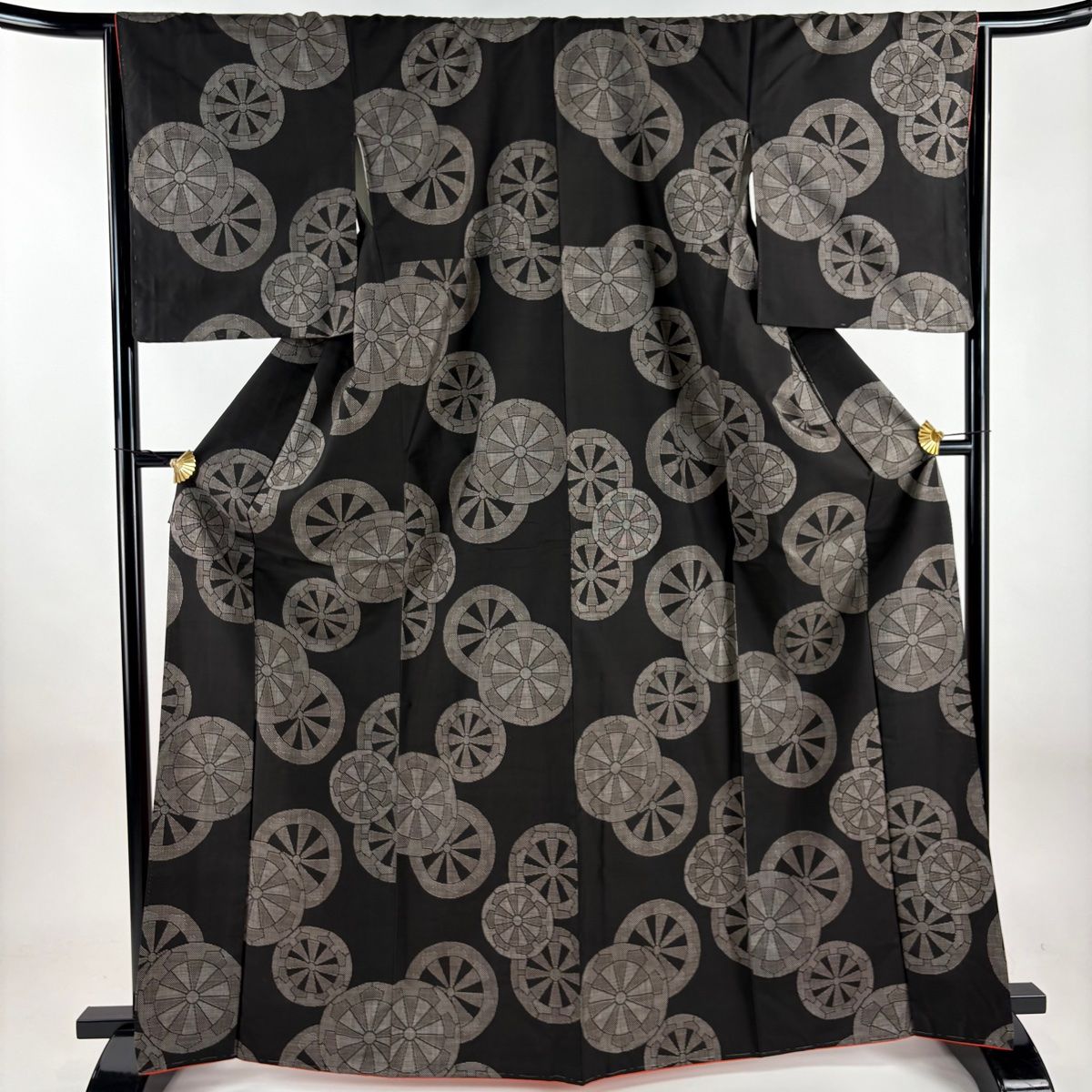 紬 身丈166.5cm 裄丈65.5cm M 袷 源氏車 墨色 正絹 秀品