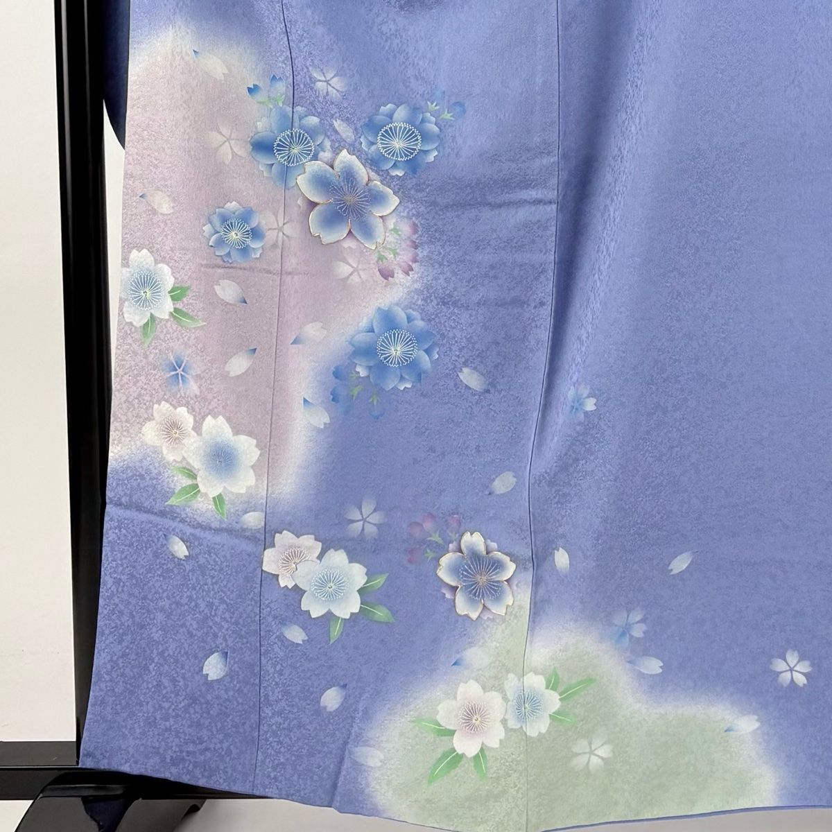 振袖 身丈161cm 裄丈65cm M 袷 桜 桜の花びら 金糸 金彩 薄紫 正絹 秀品