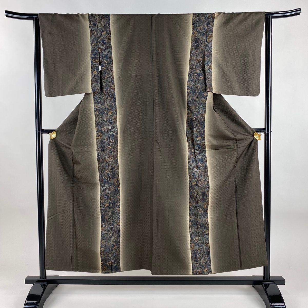 小紋 身丈155.5cm 裄丈64.5cm M 袷 紬地 草花 鳥 ぼかし 焦茶色 正絹