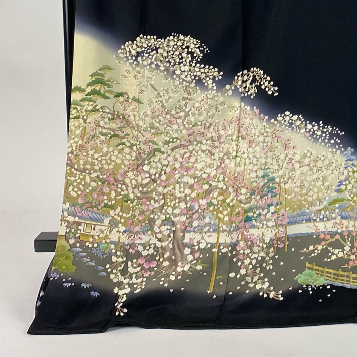 黒留袖 身丈176cm 裄丈72cm L 袷 西川永良 加賀友禅 落款 証紙 桜 松 黒 正絹