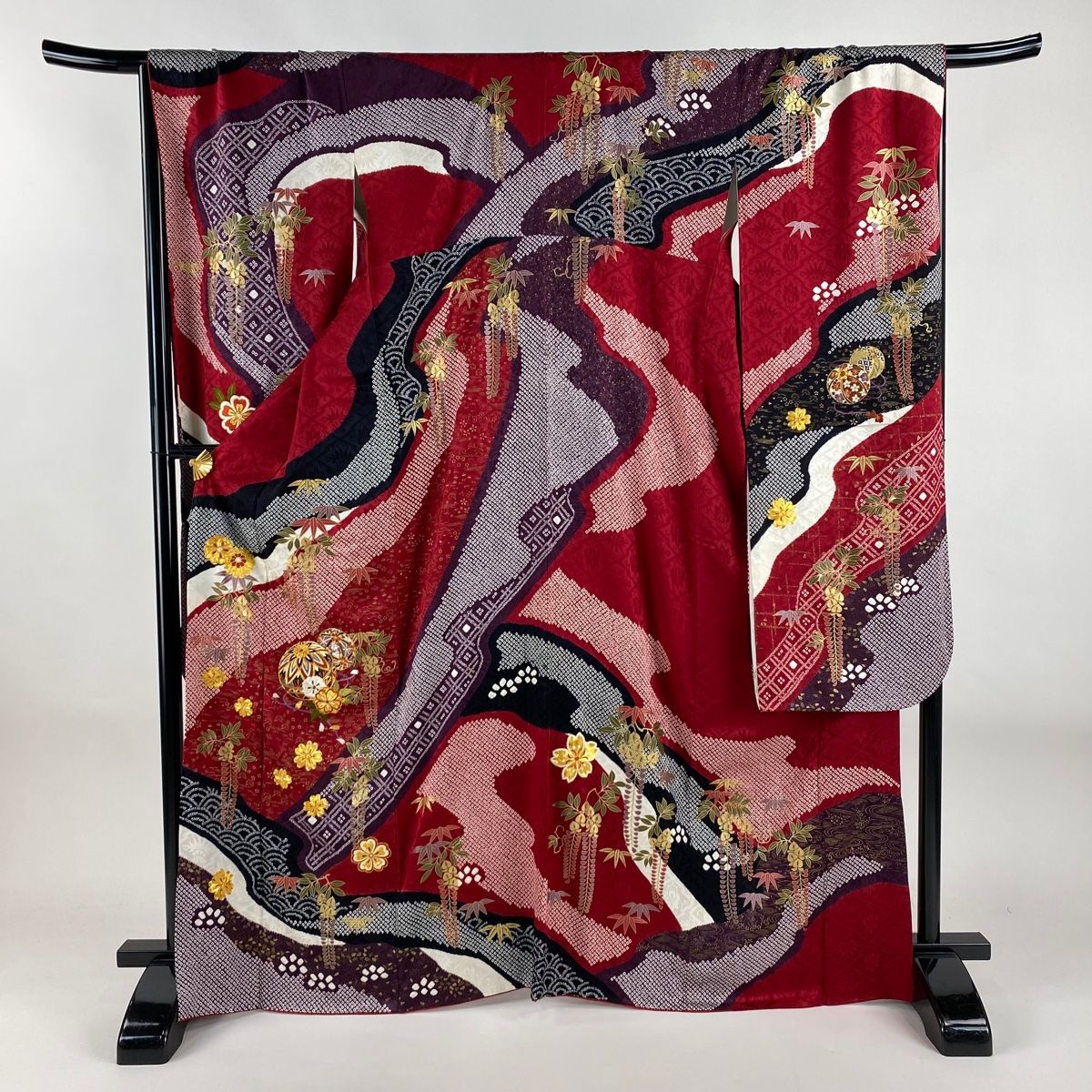 振袖 身丈166cm 裄丈70cm L 袷 手鞠 桜 金糸 刺繍 赤 正絹