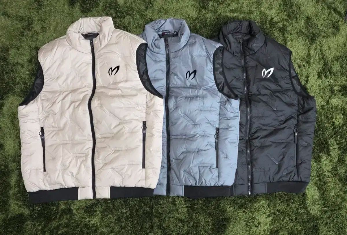 マスターバニーエディション ダウンボール パディング ベスト