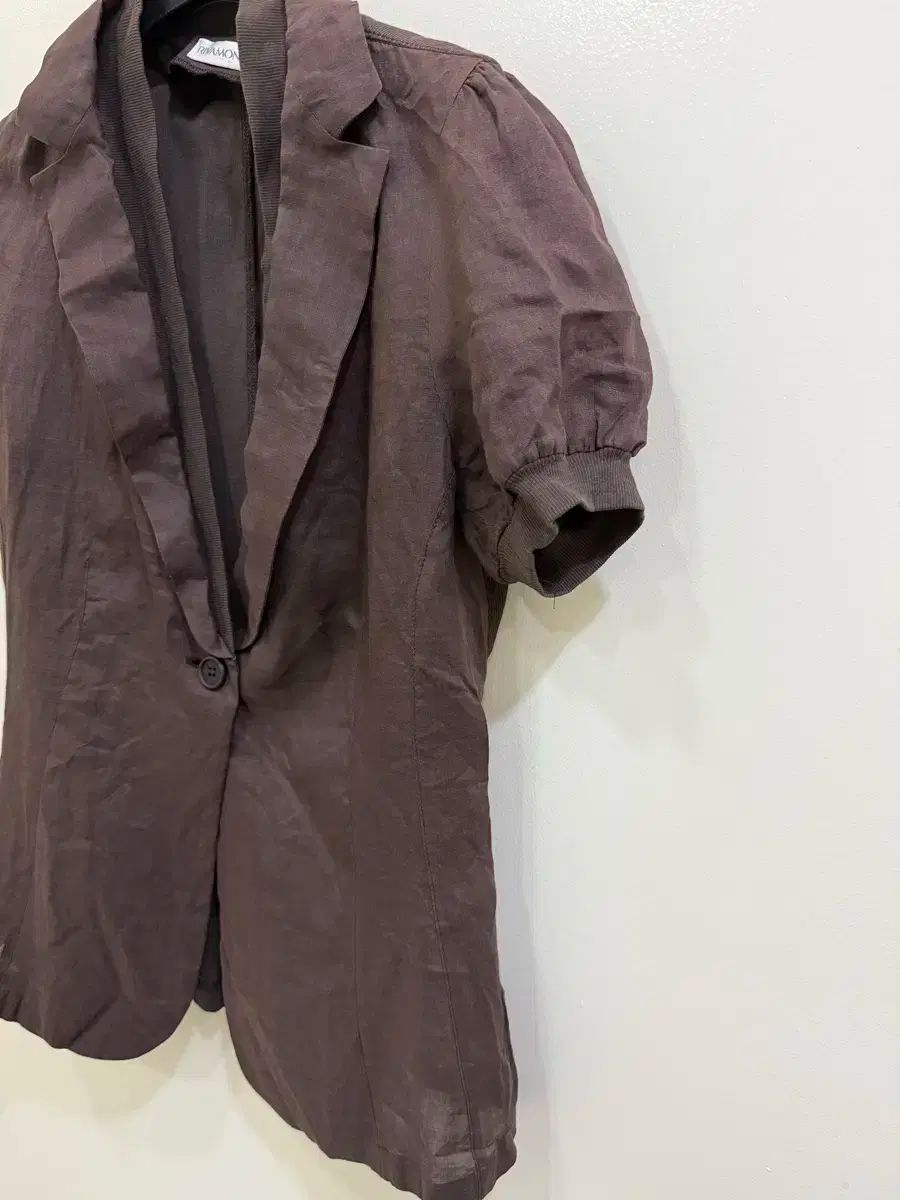 リーバモンティ シャツ