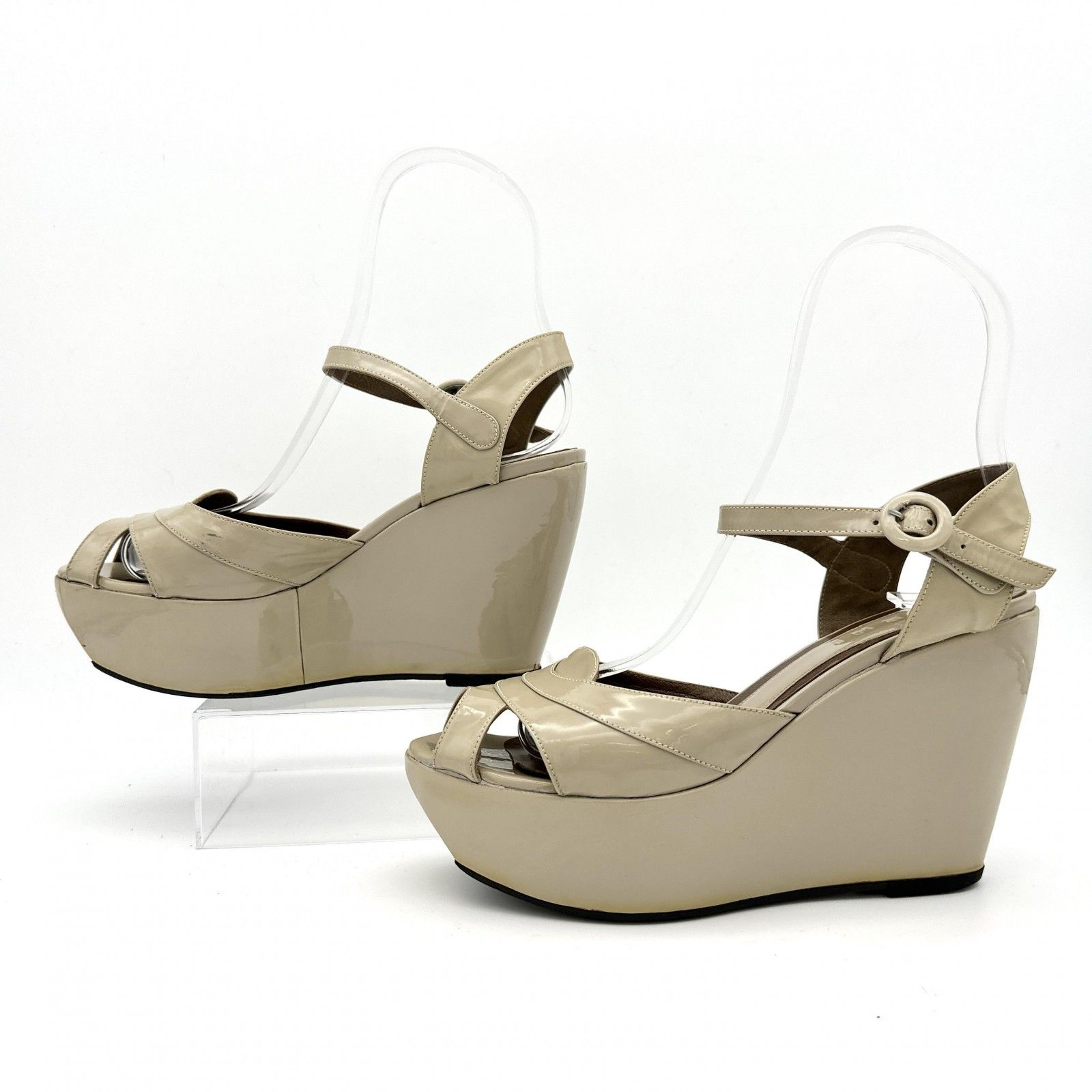 Marni 厚底サンダル