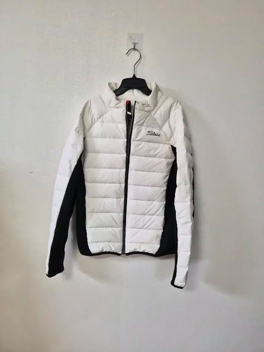 Titleist タイトリスト 白 ブラック ダウン アウター 100