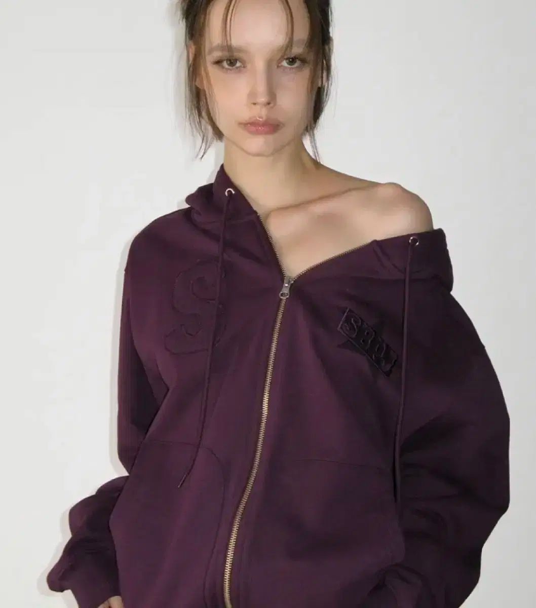 Face the Sunプロジェクト WHO ジップアップ Logo patch Hoodie