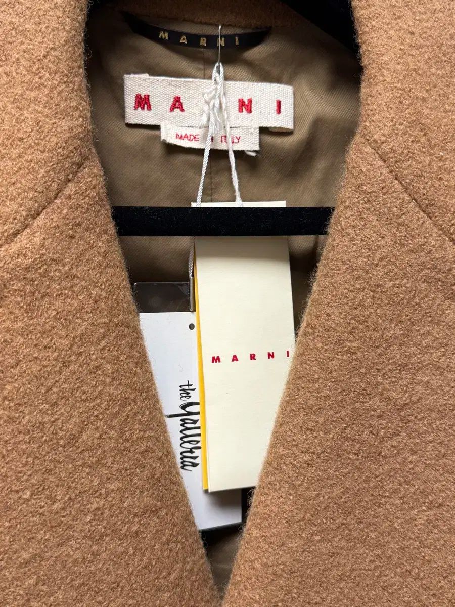 マルニ ダブルコート キャメル 50