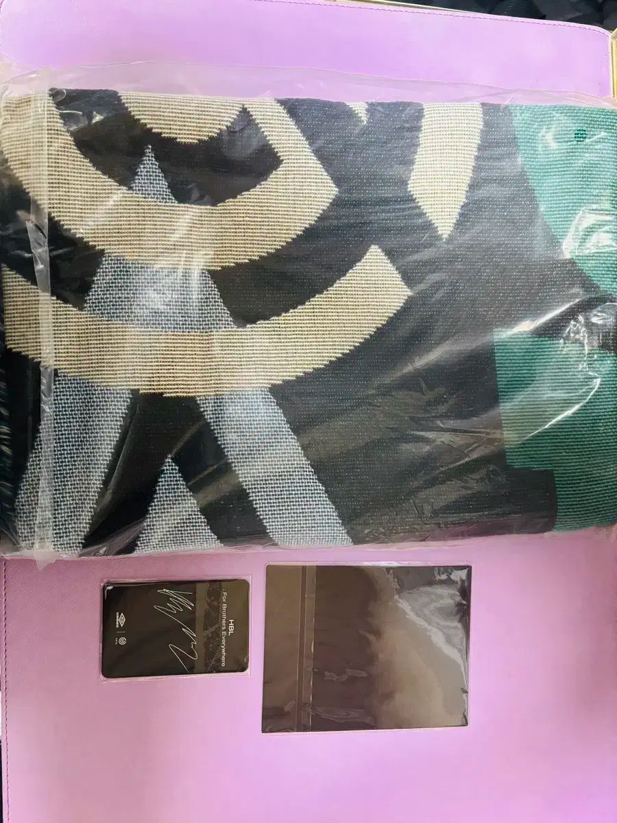 先着タイムセール実施中! DAY6 デイシックス 10周年 umbro アンブロ ブランケット マグネット トレカ まとめ