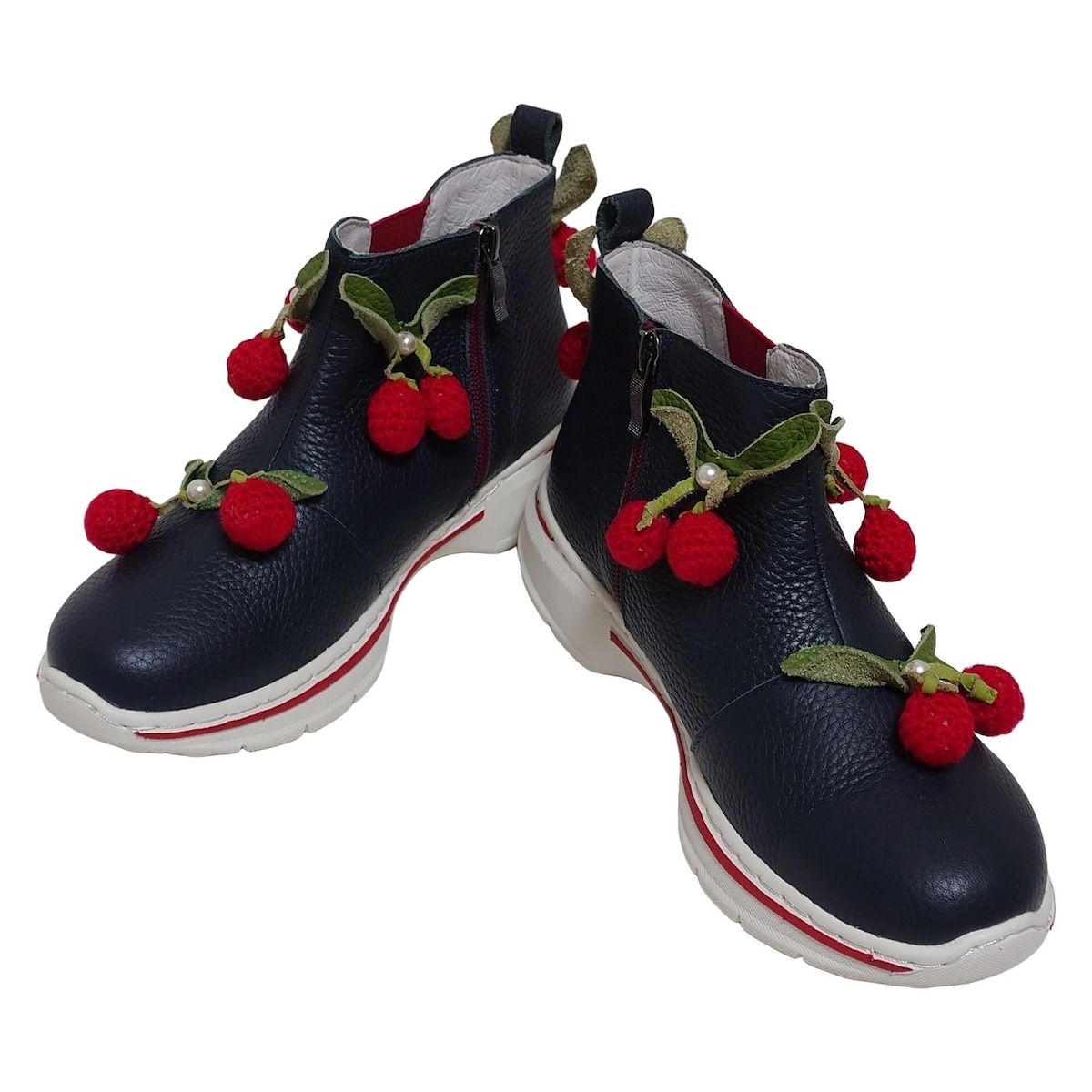 Estacion エスタシオン シューズ レディース - ダークネイビー×グリーン×レッド チェリー フェイクパール サイドゴア ウール レザー