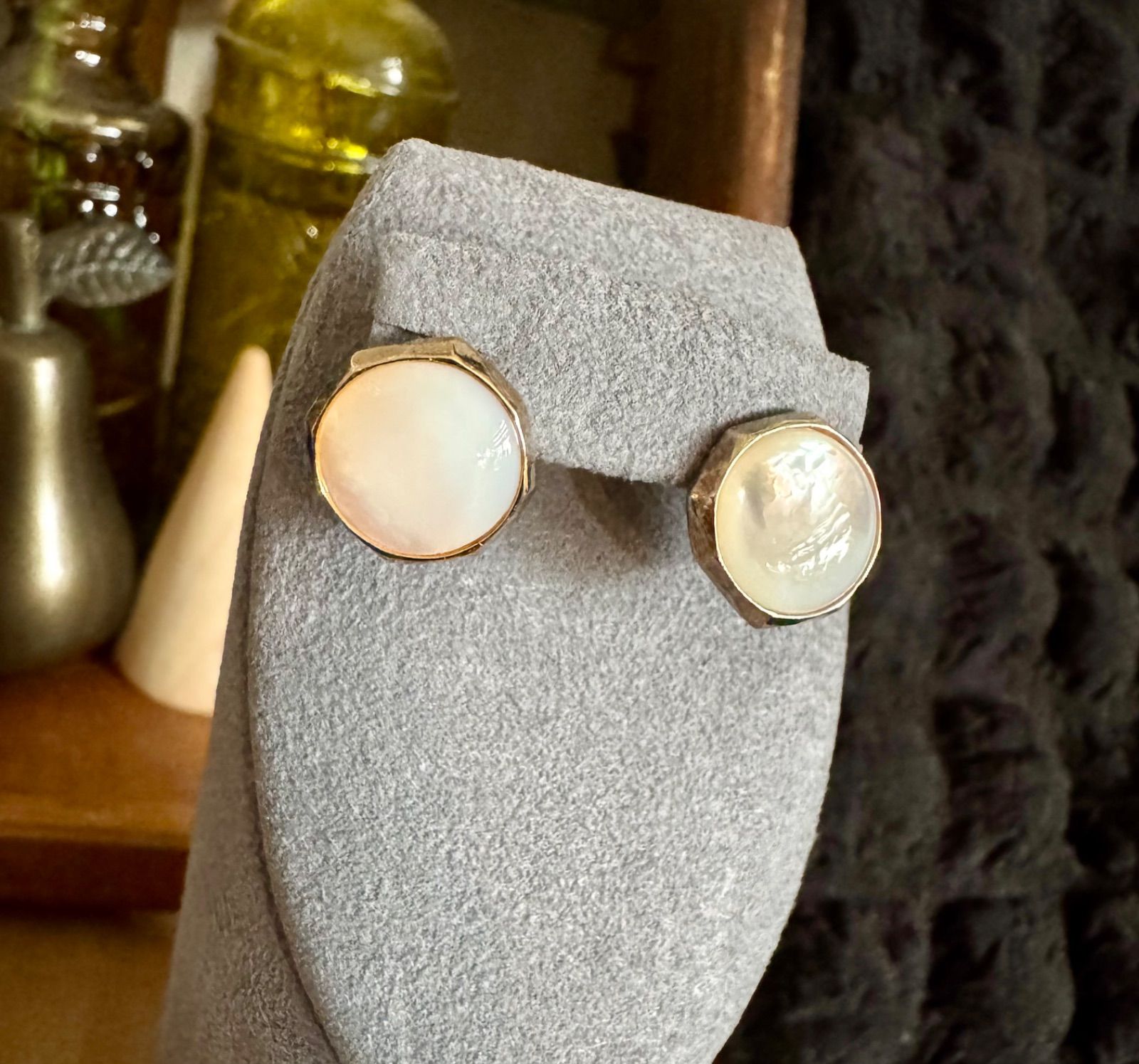 K10×silver シェルスタッドピアス