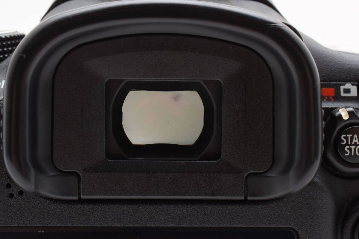 ✨ショット数420回✨Canon Kiss X5✨超望遠セット✨スポーツもOK✨ ✨ショット数420回✨Canon Kiss X5✨超望遠セット✨スポーツもOK