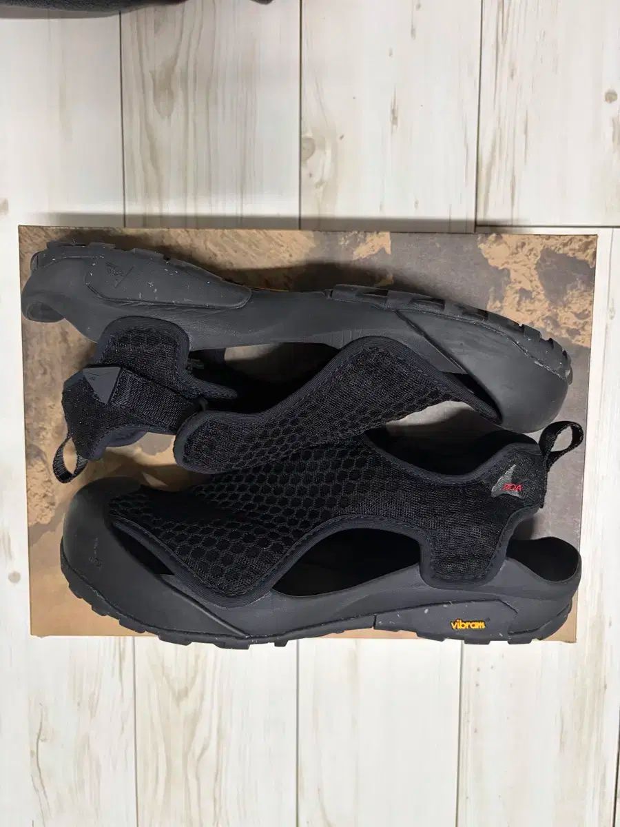  44 ROA ハイキング R ブラック サンダル サンダル