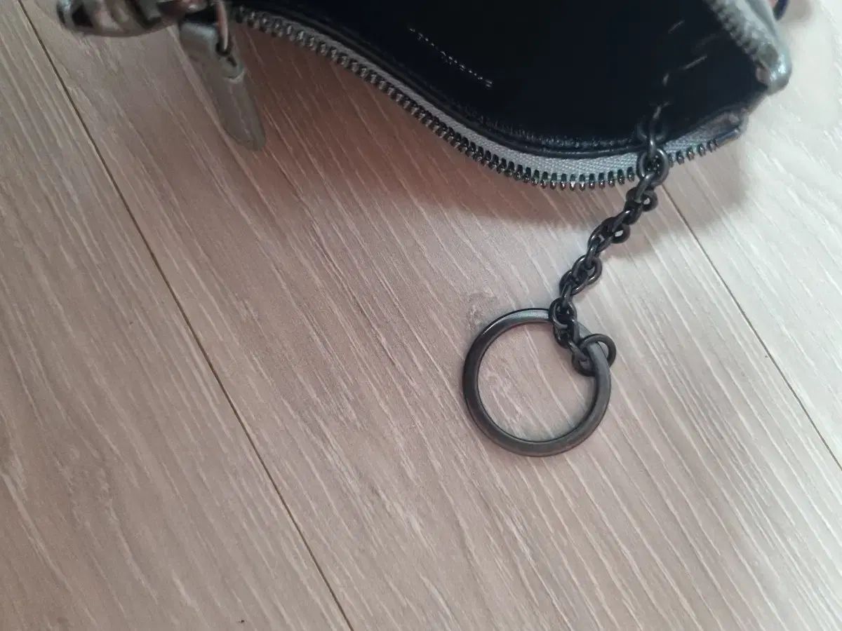 バレンシアガ シルバー 二つ折り財布 カードウォレット