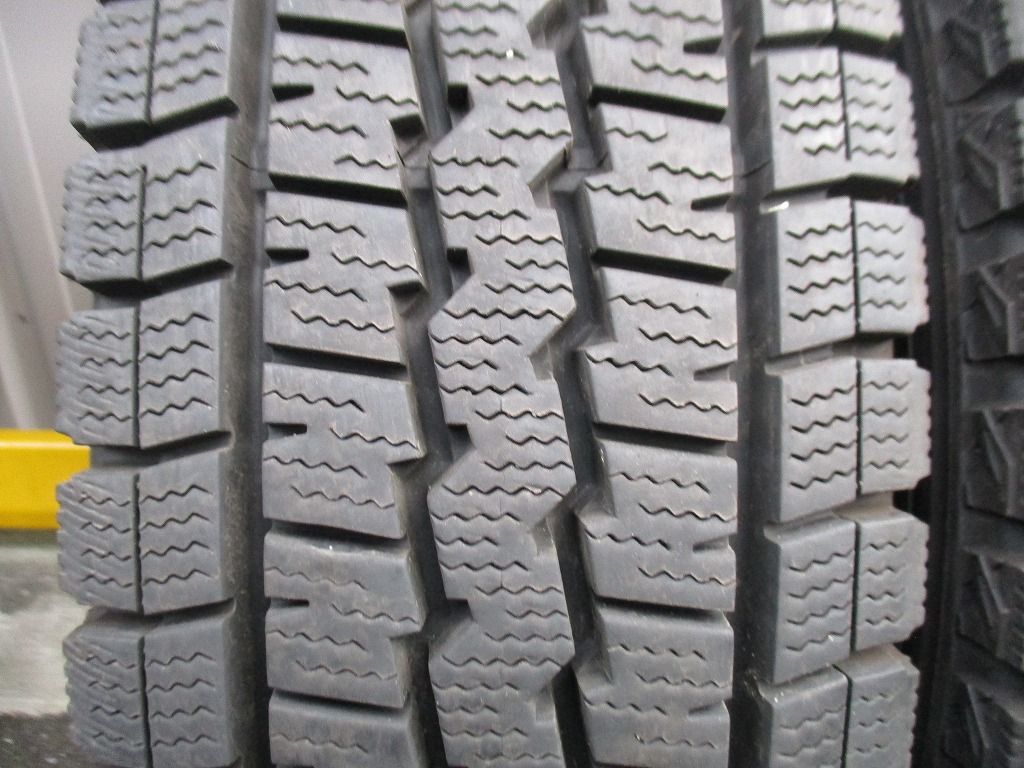 165 R 13 6 PR LT ダンロップ WINTER MAXX SV 01 スタッドレス 製 2本 インボイス領収書発行