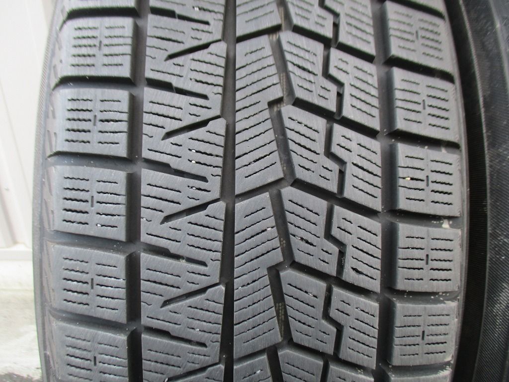 215 60 R 17 96 Q ヨコハマ iG 70 スタッドレス 4本 インボイス領収書発行
