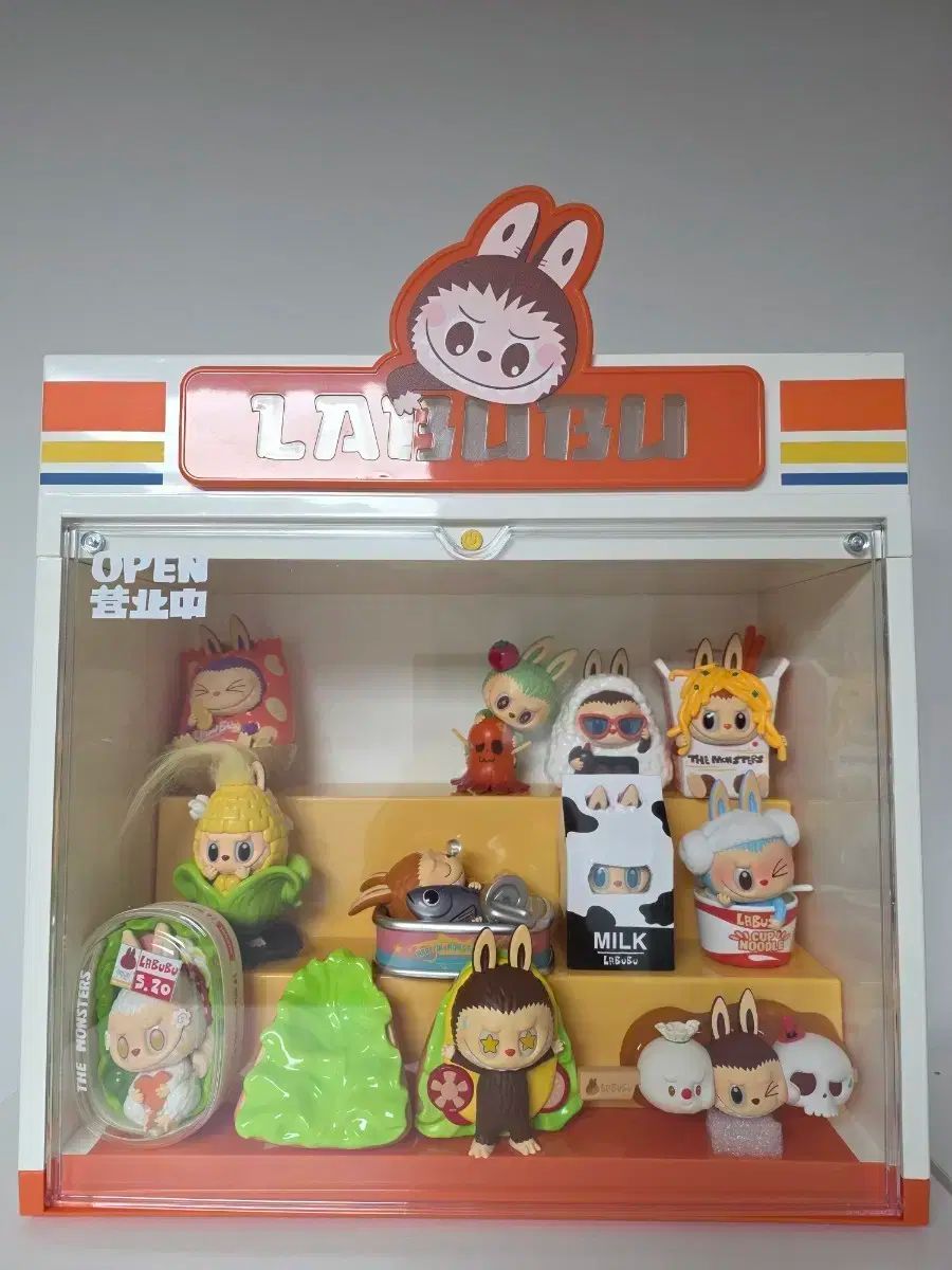Labubuコンビニ 奇妙なコンビニ ケース