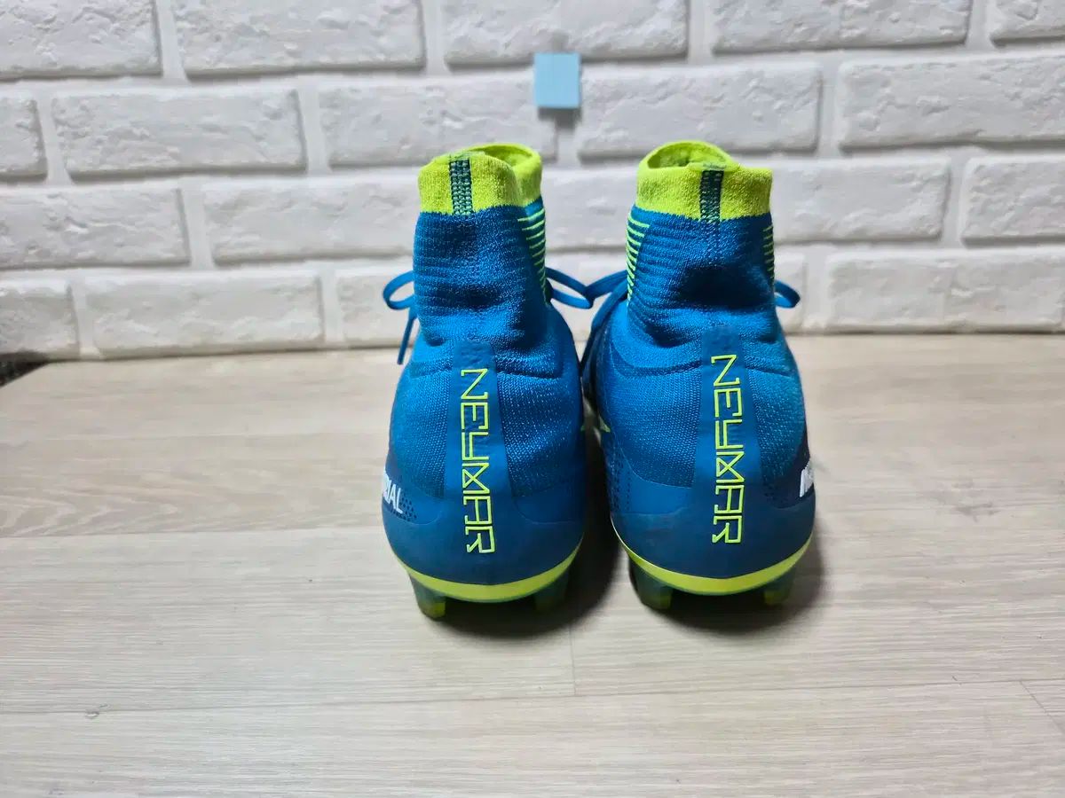 スーパーフライ5 ネイマール