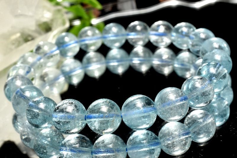 １点物 水のような透明感 ブルートパーズ 9mm ブレスレット パワーストーン 天然石 _MC181
