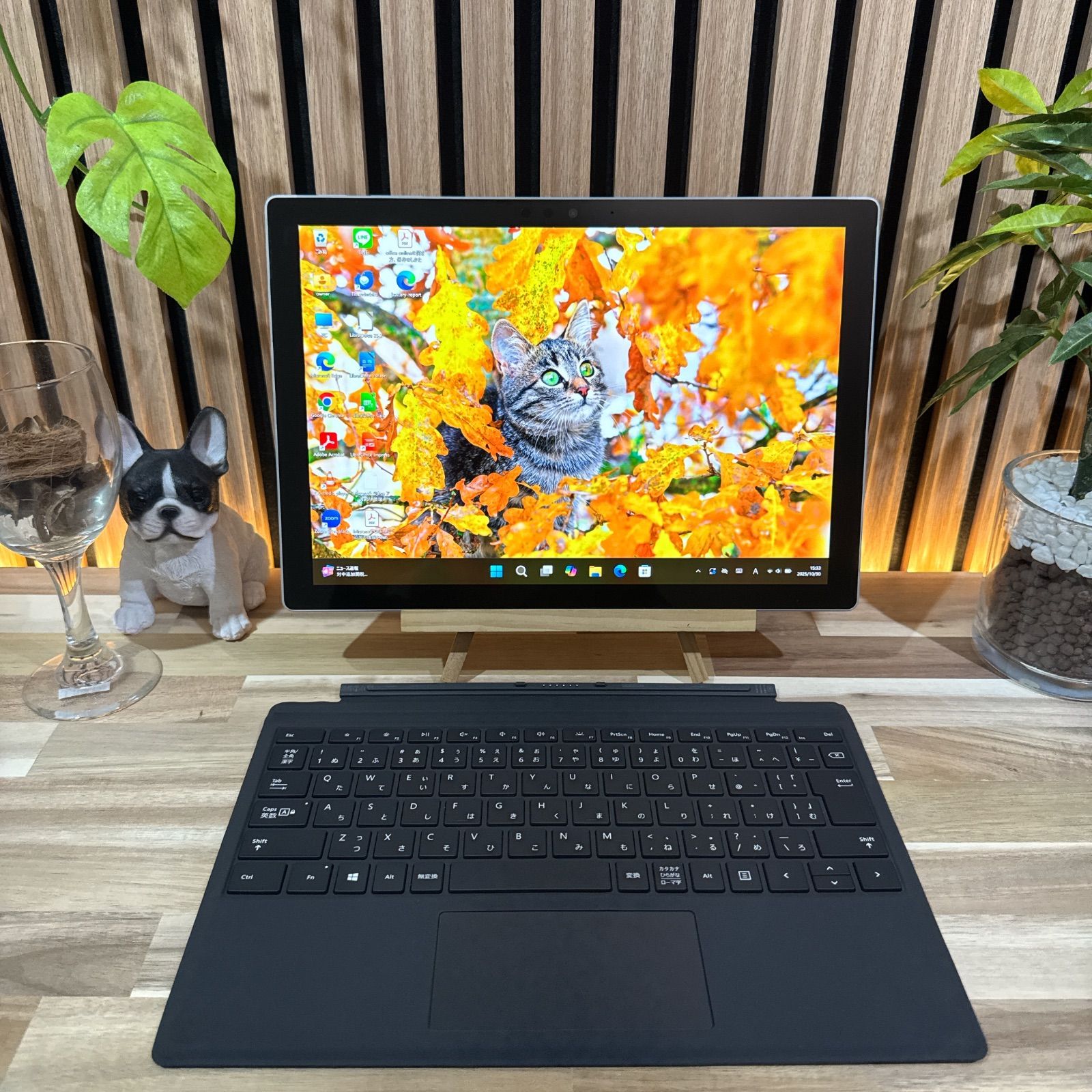 極美品2in1モデル‼️Surface Pro6☘プラチナ☘8GB☘ノートパソコン 極美品2in1モデル‼️Surface Pro6プラチナ8GBノートパソコン 極美品2in1