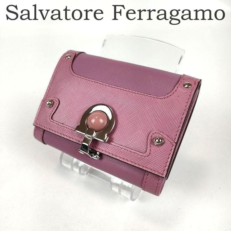 Salvatore Ferragamo サルヴァトーレフェラガモ 三つ折り財布 ガンチーニ レディース レザー ピンク系 コンパクトウォレット ミニ財布