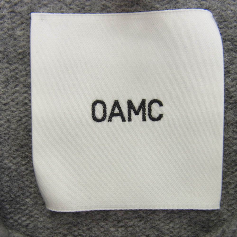 OAMC オーエーエムシー 22AW 22A28OAK09 バックロゴ ニット セーター グレー系 L【中古】 OAMC オーエーエムシー 22AW 22A28OAK09 バックロゴ ニット セーター