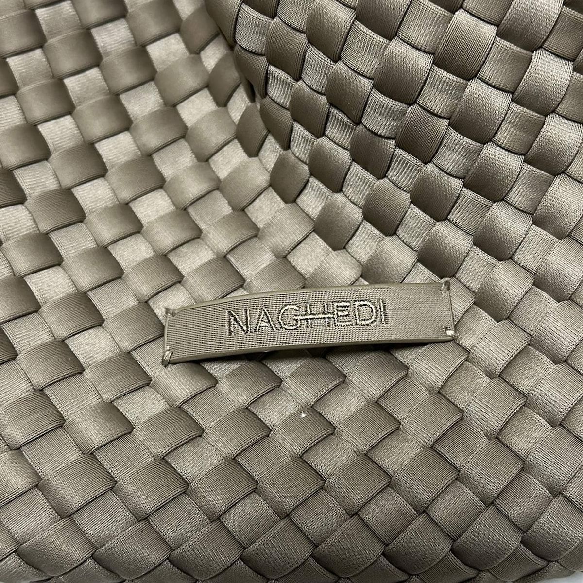 NAGHEDI ナゲディ