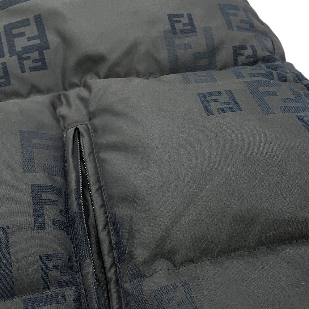 フェンディ ダウンベスト ズッカ メンズサイズ52 FAA694 FENDI