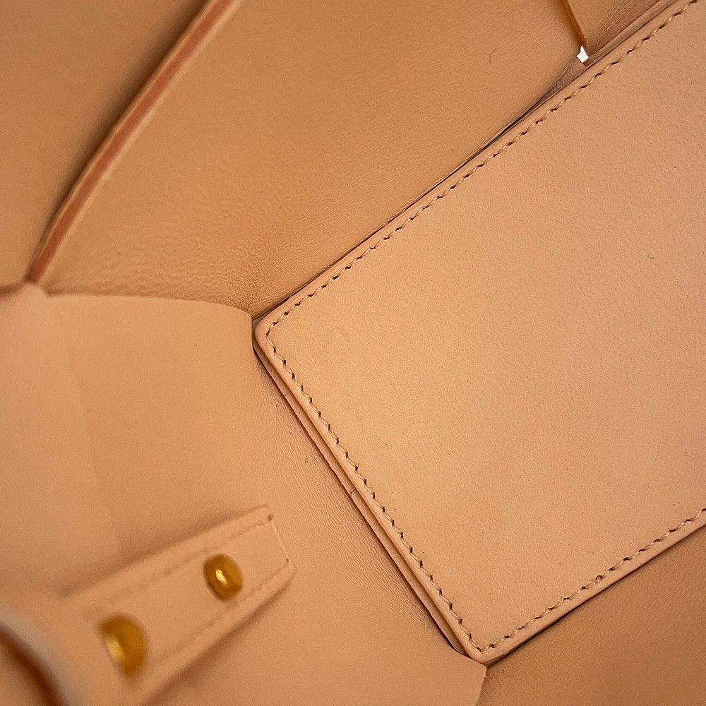 ボッテガヴェネタ トートバッグ