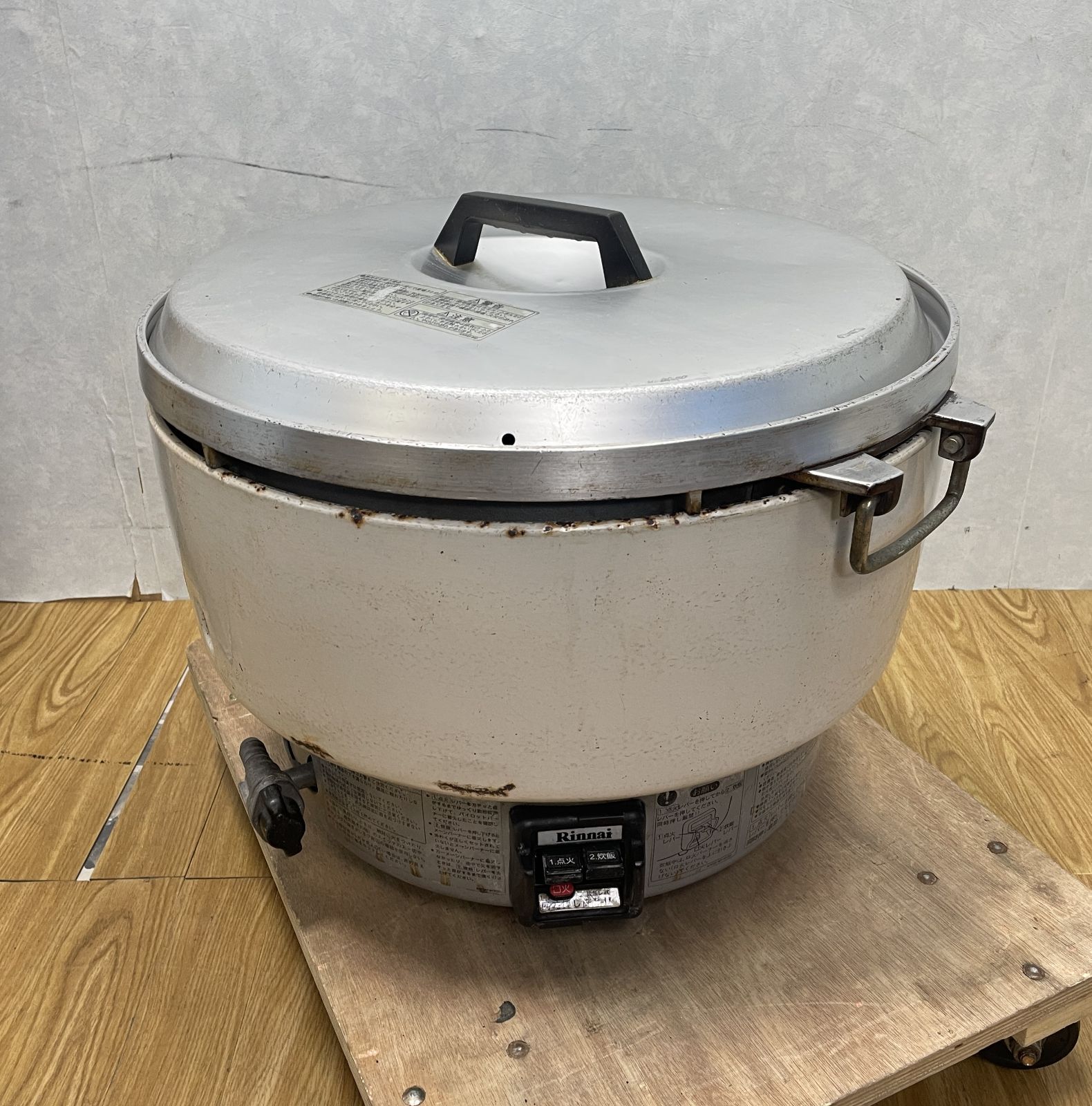 K 1069 リンナイ 業務用ガス炊飯器 都市ガス用 RR-40S1